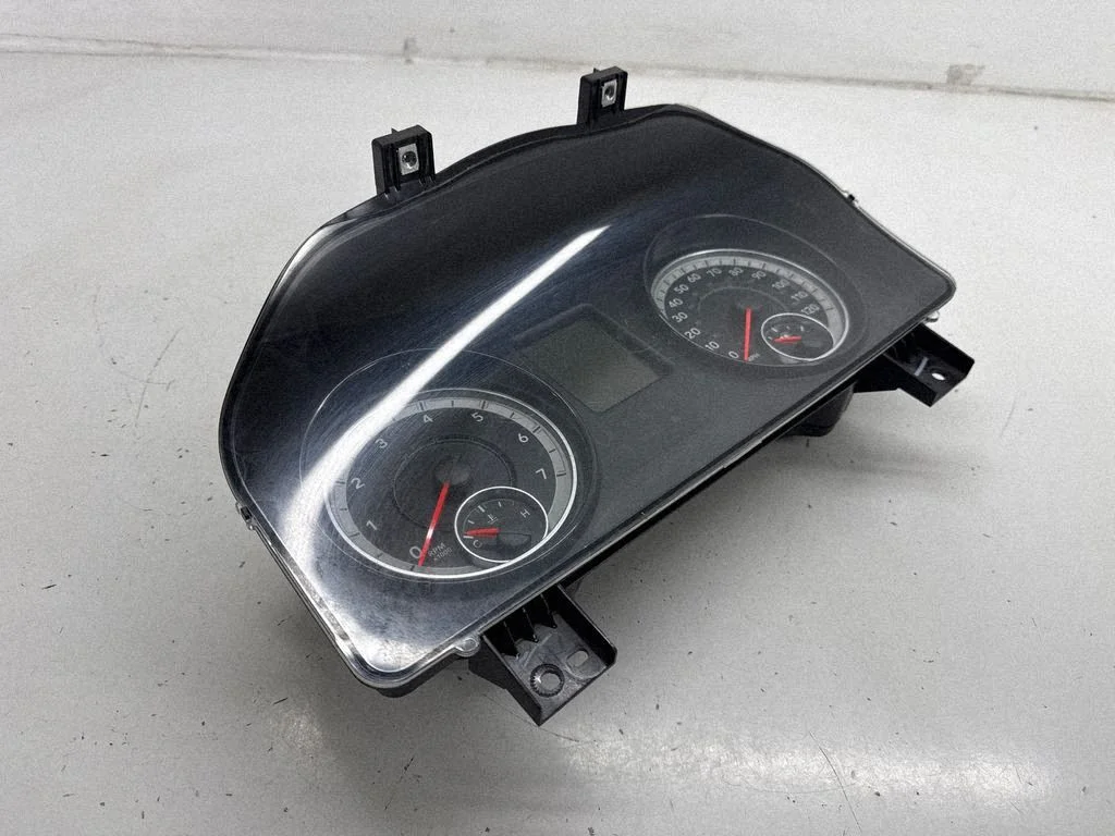 Speedometer (instrument cluster)