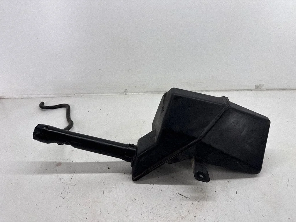 Coolant expansion tank/reservoir