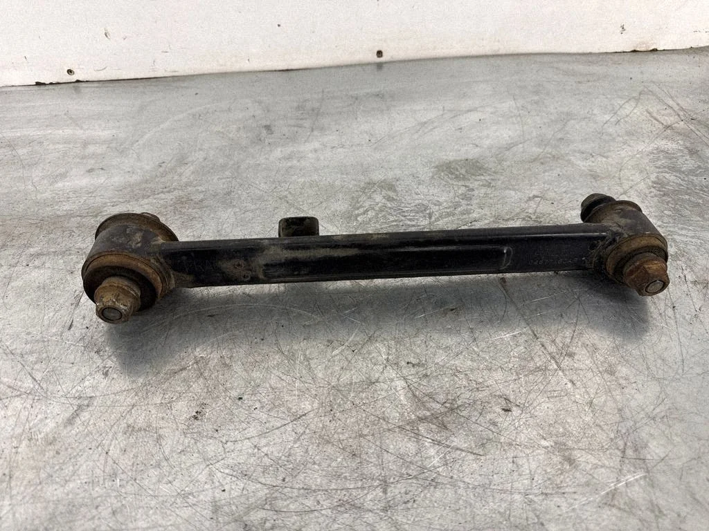 Rear upper control arm/wishbone 04877160AF