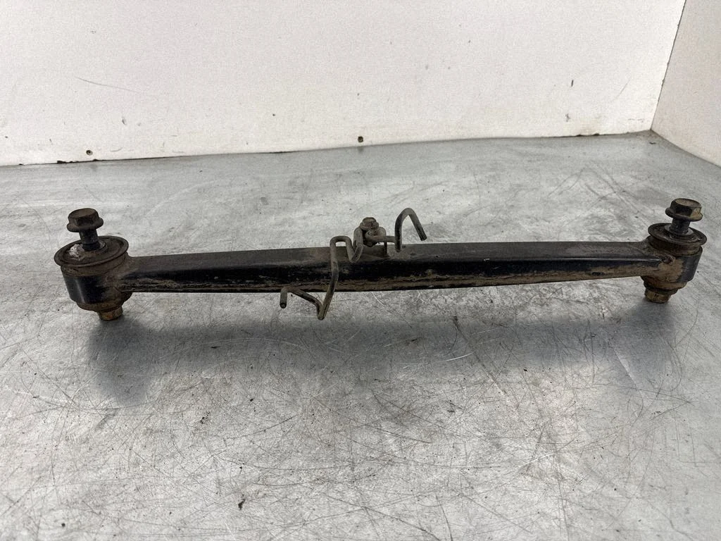 Rear upper control arm/wishbone 04877161AF