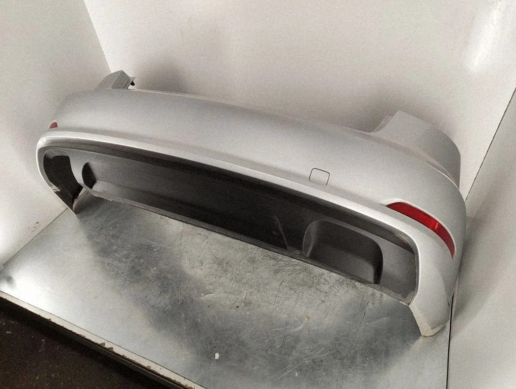 Rear bumper 8V5807067AGRU