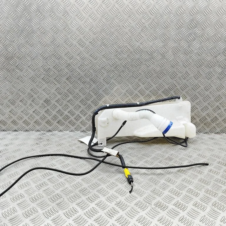 Logu mazgāšanas šķidruma tvertne – Peugeot Traveller (2016-)