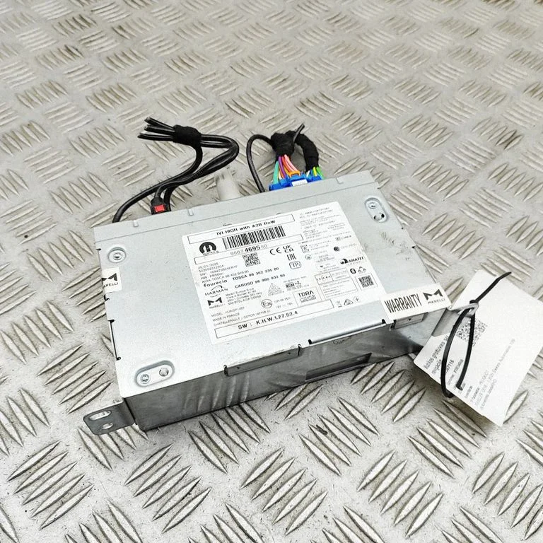 Radio/CD/DVD atskaņotājs/navigācija 9830223580