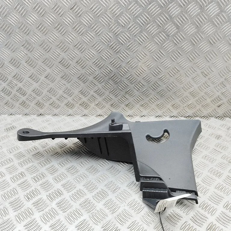 (C) pillar trim 769353627R