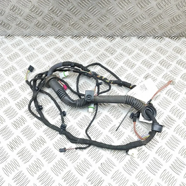 Tailgate/trunk wiring harness A2075401705