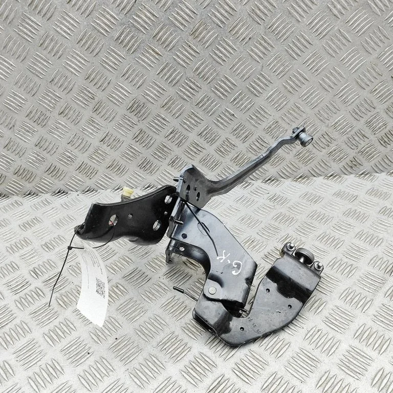 Augšējā rullīša vadotne/ augšējā eņģe – Peugeot Traveller (2016-)