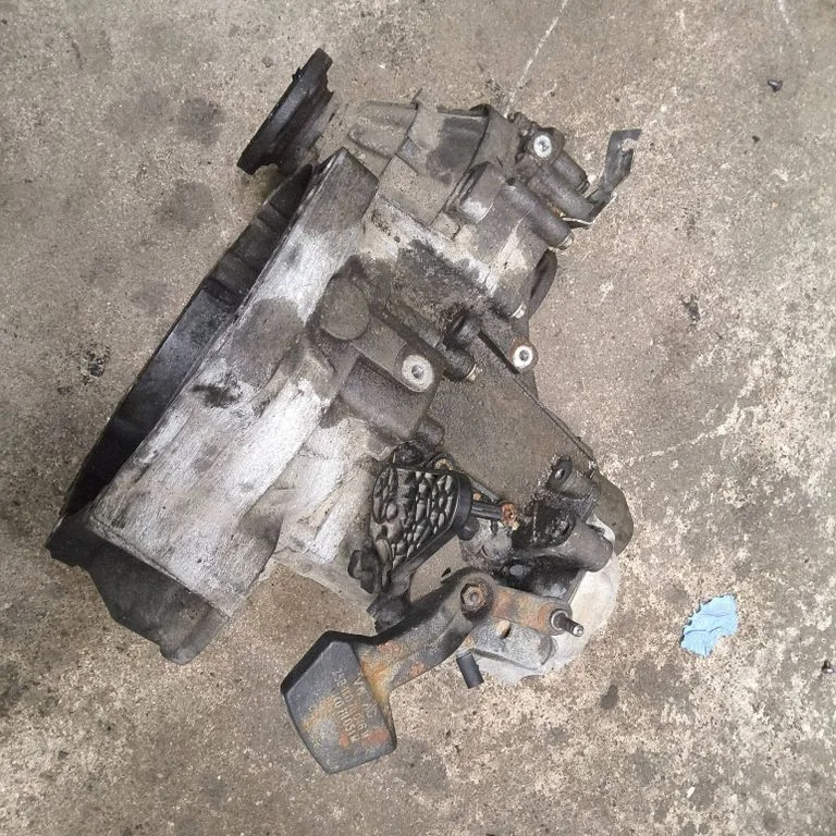 Manual 6 speed gearbox – Volkswagen Touran II (2010-2016)