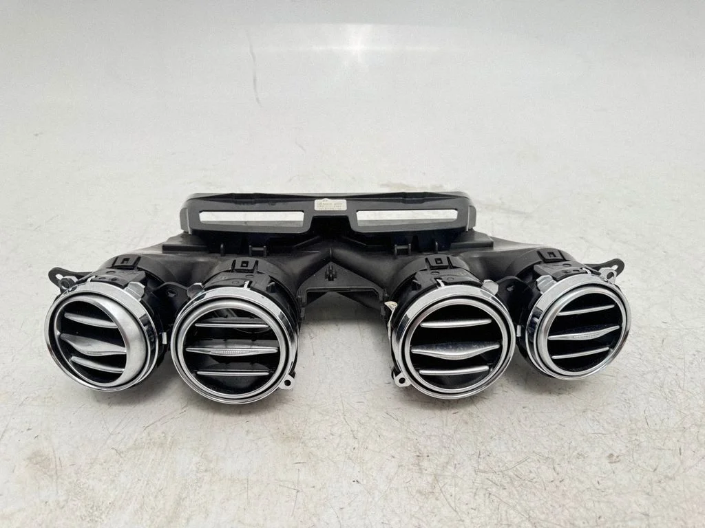 Dash center air vent grill – Mercedes-Benz S-Class W222 (2013-)