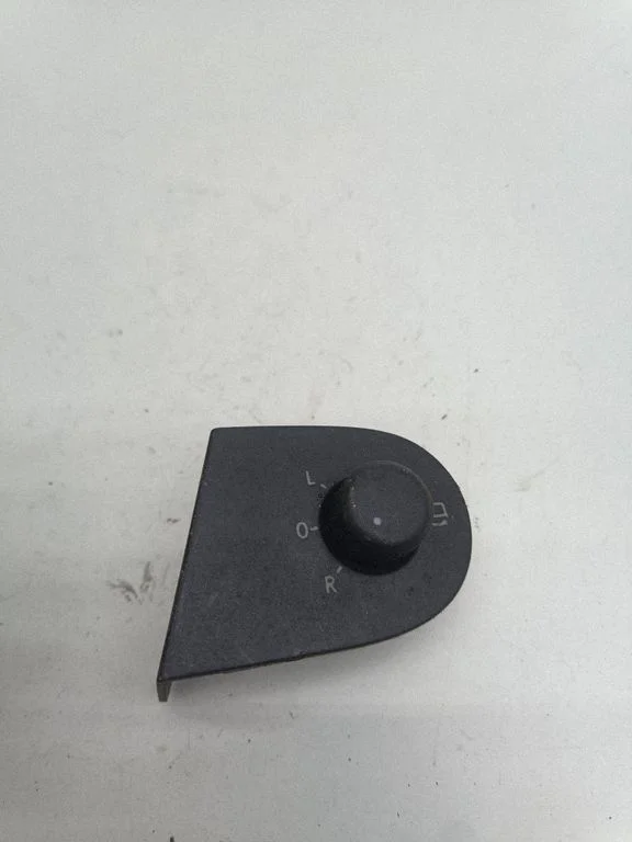 Wing mirror switch – Volkswagen Sharan (1996-2000)