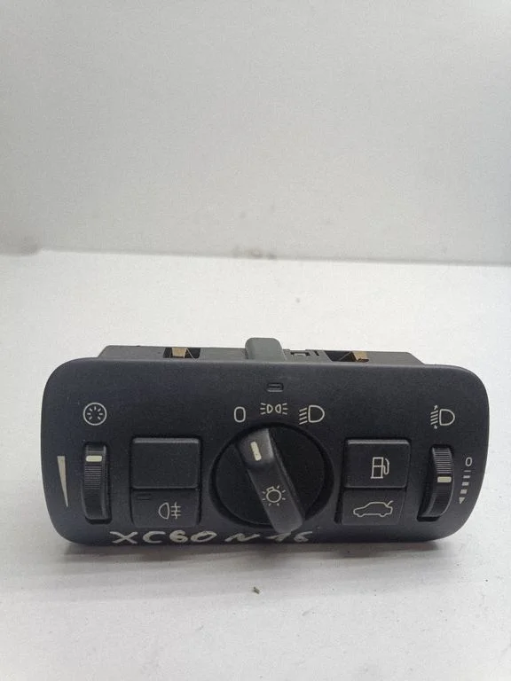 Light switch – Volvo XC60 (2009-2013)
