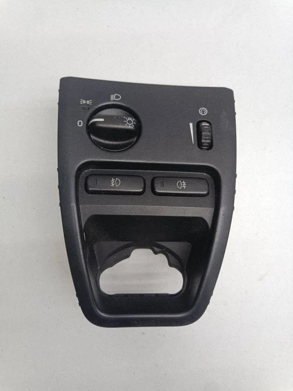 Light switch – Volvo XC90 (2007-2014)