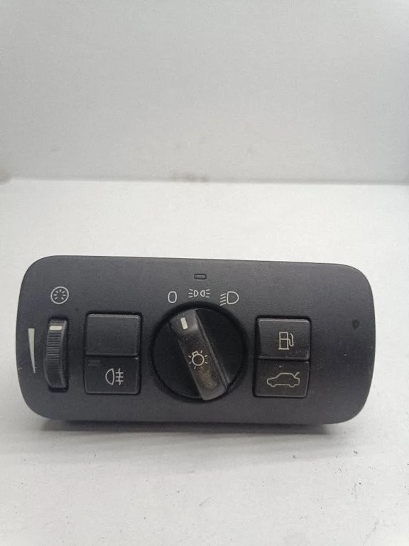 Light switch – Volvo V60 (2011-2013)