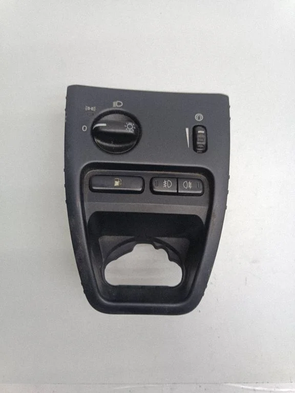Light switch – Volvo XC90 (2003-2006)