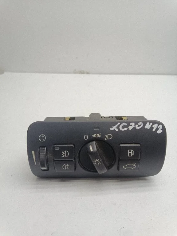 Light switch – Volvo XC70 (2008-2013)