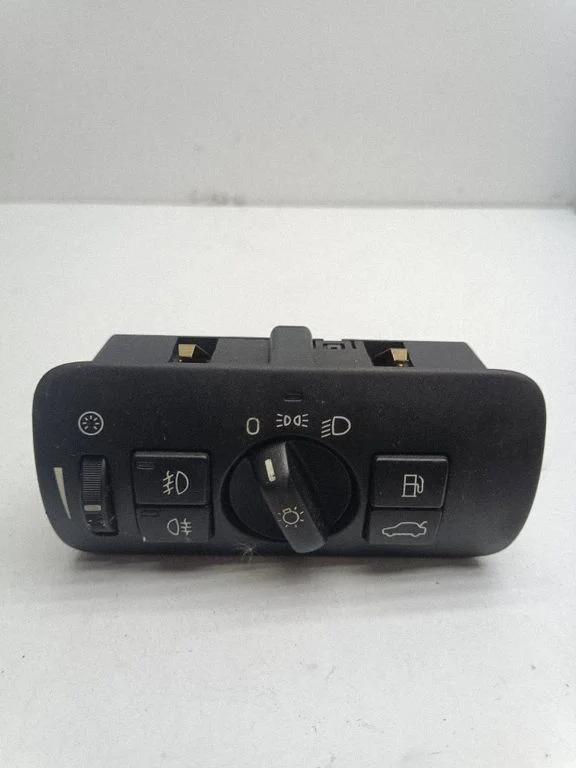 Light switch – Volvo V70 (2005-2008)