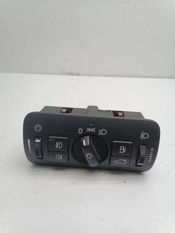 Light switch – Volvo XC60 (2009-2013)