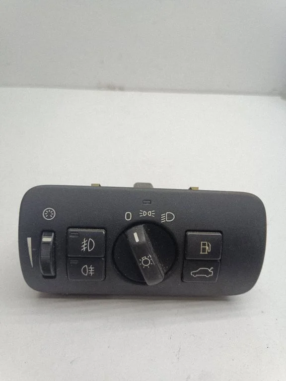 Light switch – Volvo XC70 (2008-2013)
