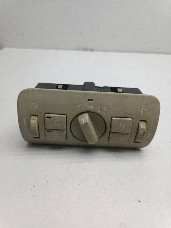 Light switch – Volvo XC60 (2009-2013)