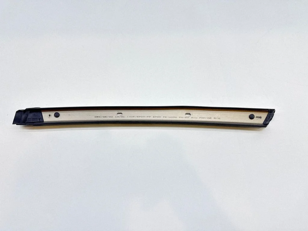 Door glass trim