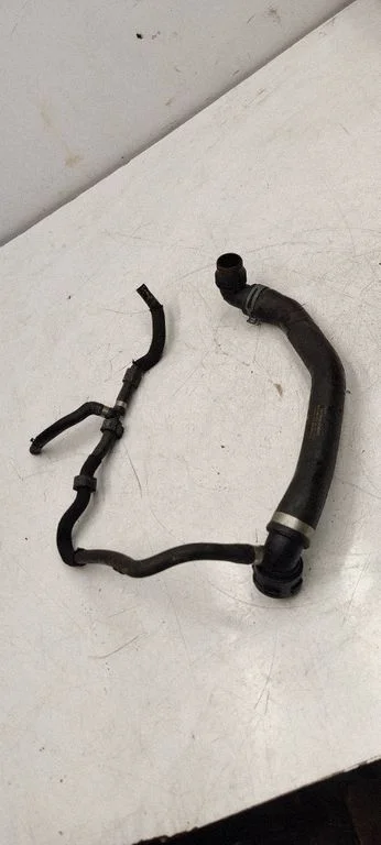 Engine coolant pipe/hose 5Q0122101GH