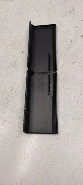 Other trunk/boot trim element 5E5867574