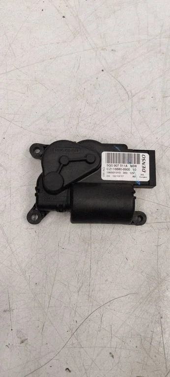 Air flap motor/actuator 5Q0907511A