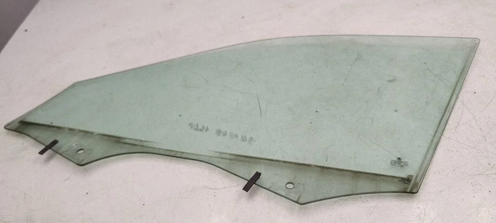 Front door window glass four-door – Skoda Superb B8 (3V) (2015-2024)