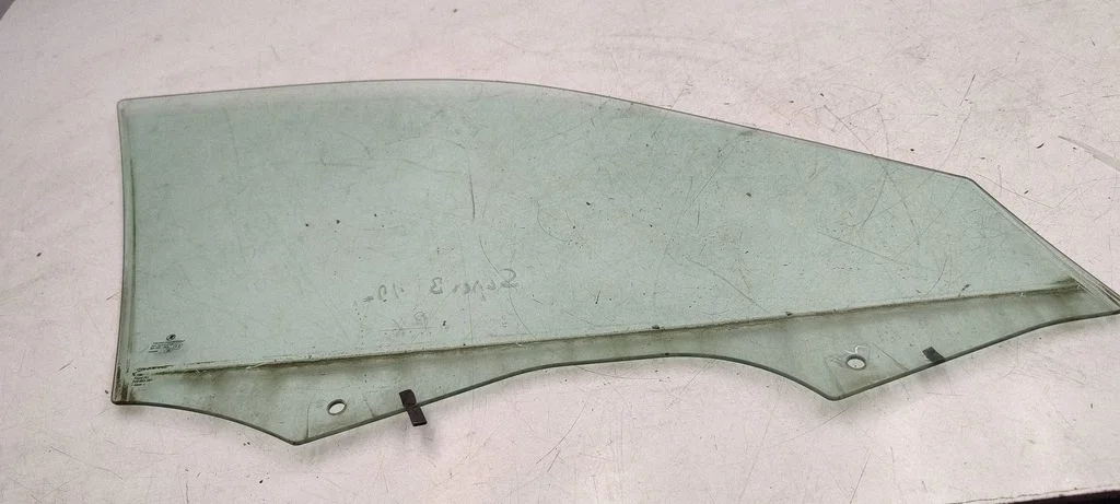 Front door window glass four-door – Skoda Superb B8 (3V) (2015-2024)