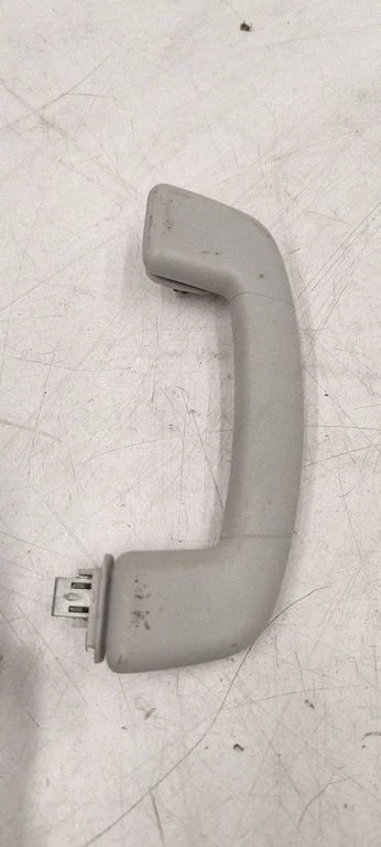 Front interior roof grab handle – Skoda Superb B8 (3V) (2015-2024)