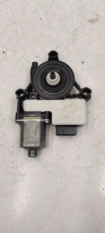 Rear door window regulator motor – Skoda Superb B8 (3V) (2015-2024)