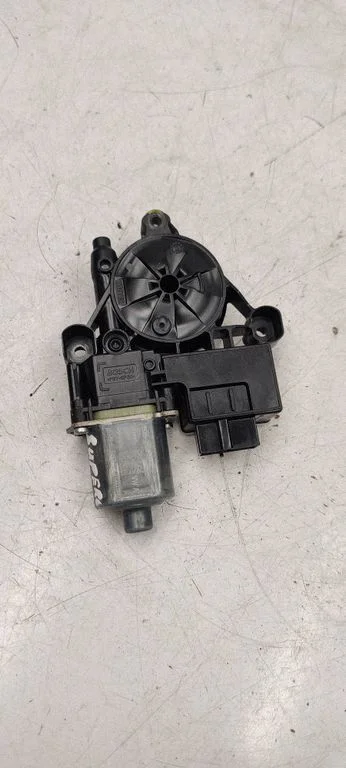 Rear door window regulator motor – Skoda Superb B8 (3V) (2015-2024)