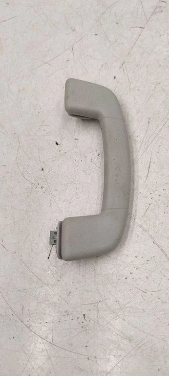 Front interior roof grab handle – Skoda Superb B8 (3V) (2015-2024)