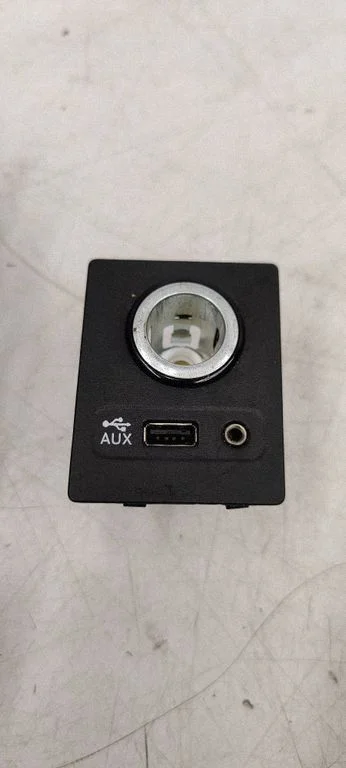 USB socket connector – Skoda Superb B8 (3V) (2015-2024)