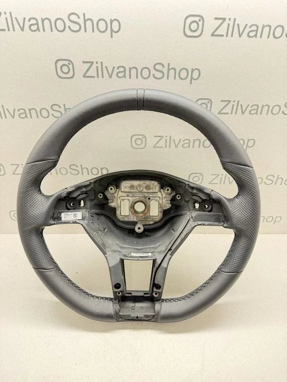 Steering wheel – Mercedes-Benz E-Class W212 (2009-2016)