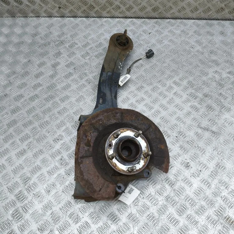 Rear wheel hub – Volvo V40 (2012-2019)