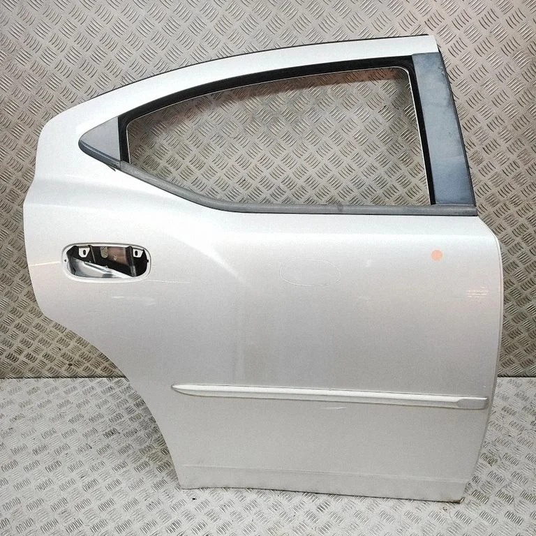 Aizmugurējās durvis 5174196AA