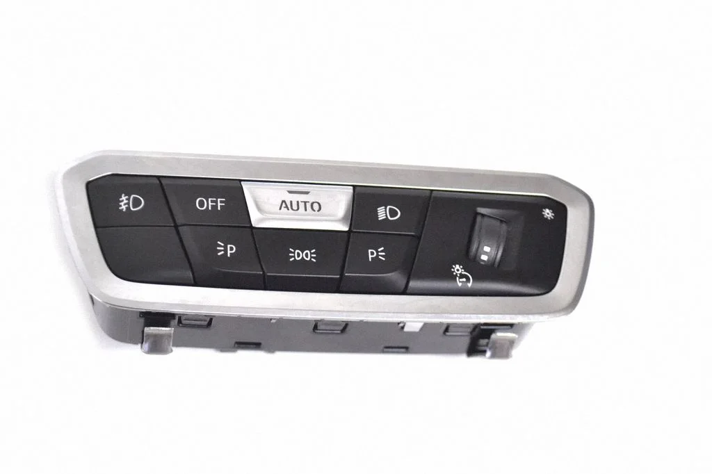 Light switch – BMW X6 G06 (2019-)