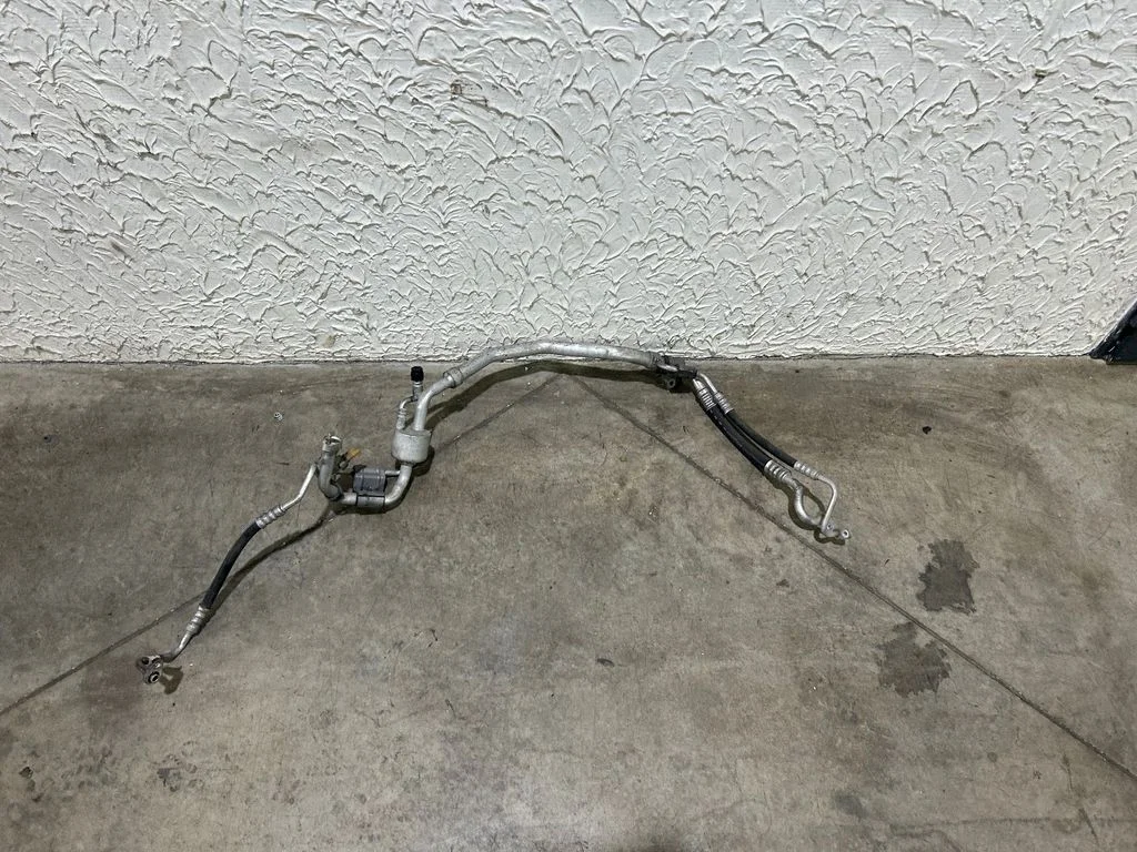Air conditioning (A/C) pipe/hose 9675103680