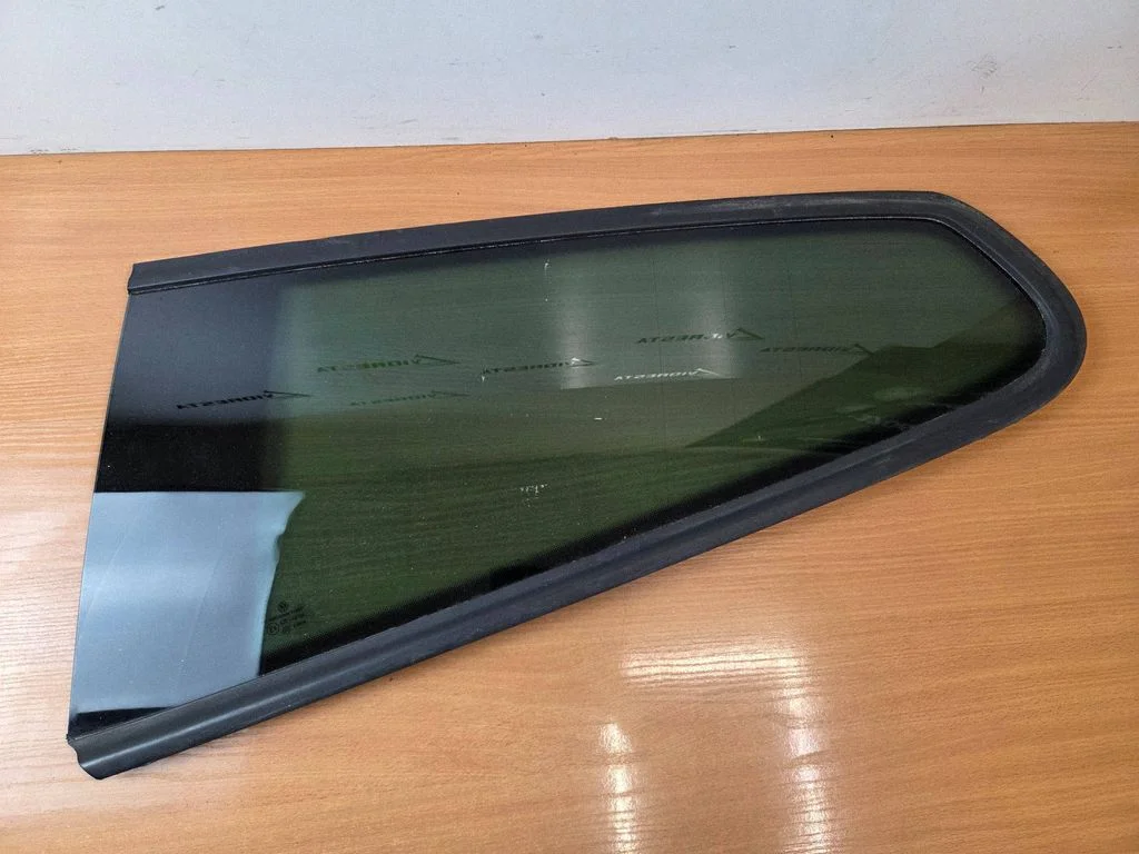 Rear side window – Volkswagen Scirocco (2008-2016)