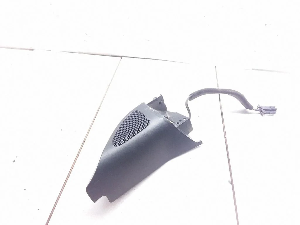 Front door high frequency speaker – Volkswagen Jetta V (2005-2010)