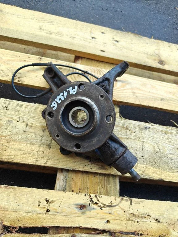 Front wheel hub – Citroen C4 Grand Picasso (2007-2013)