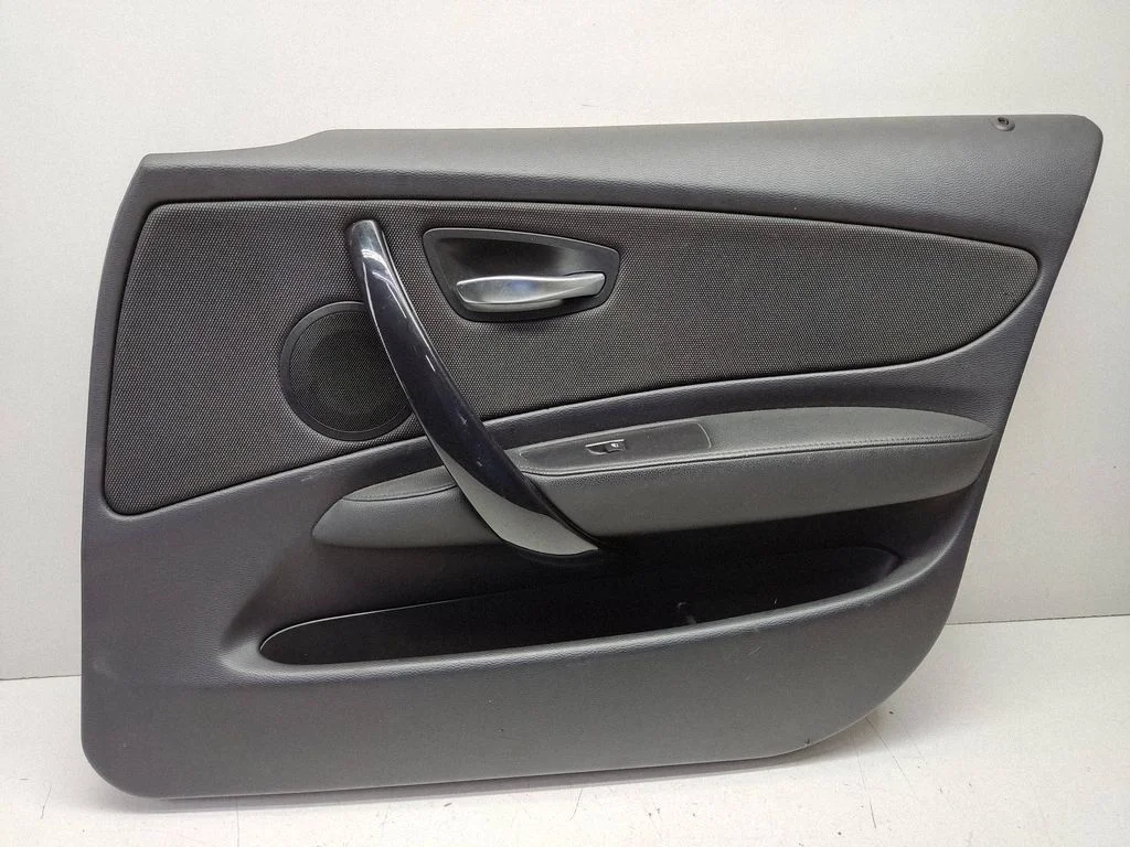Eesmiste uste sisevooder – BMW 1-seeria E81 E87 (2004-2011)
