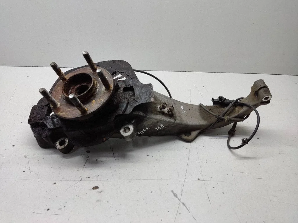 Front wheel hub – Nissan 370Z (2009-2020)