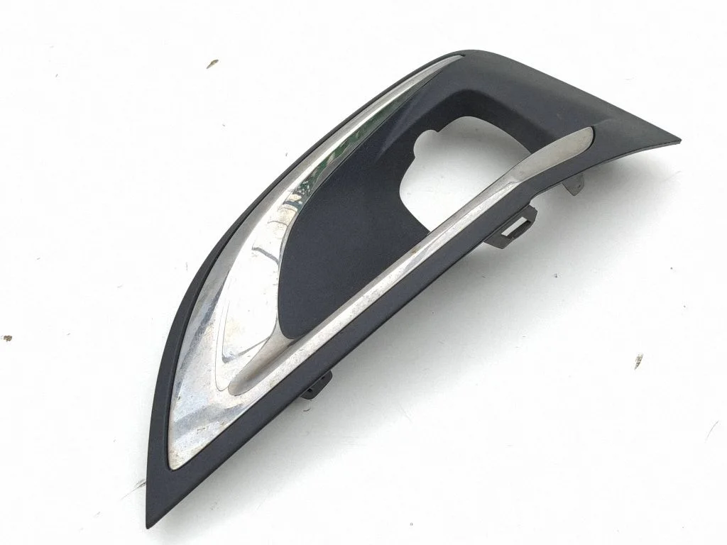 Front fog light trim/grill 9810881377