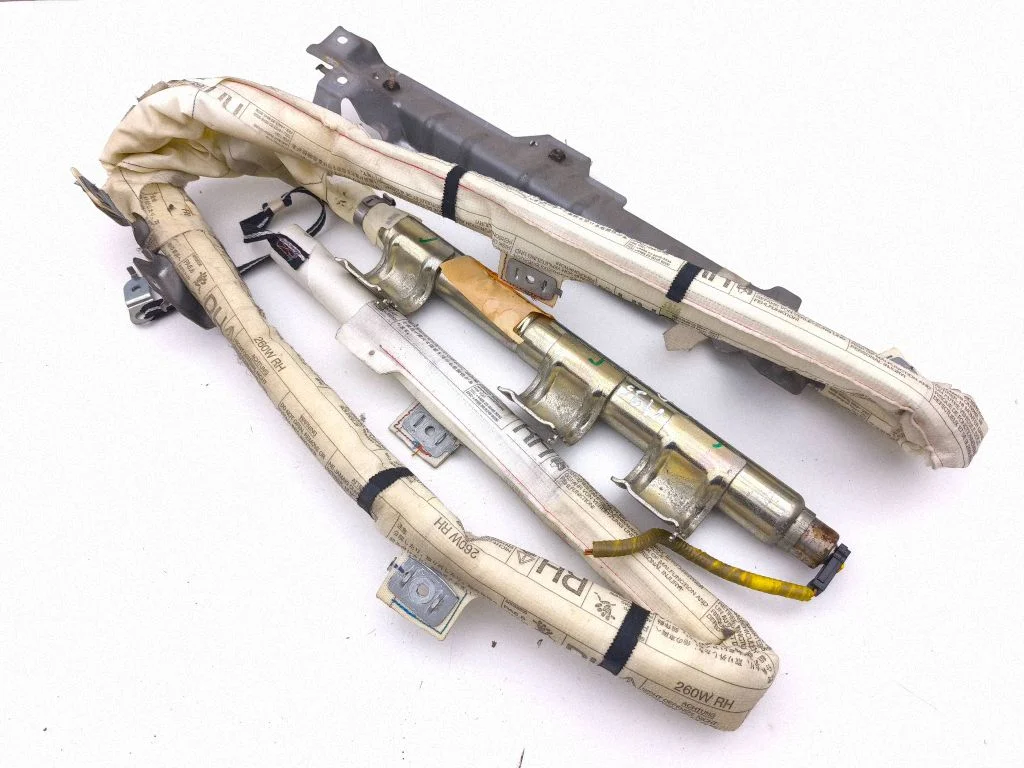 Katuse turvapadi (kardin) 621700F010