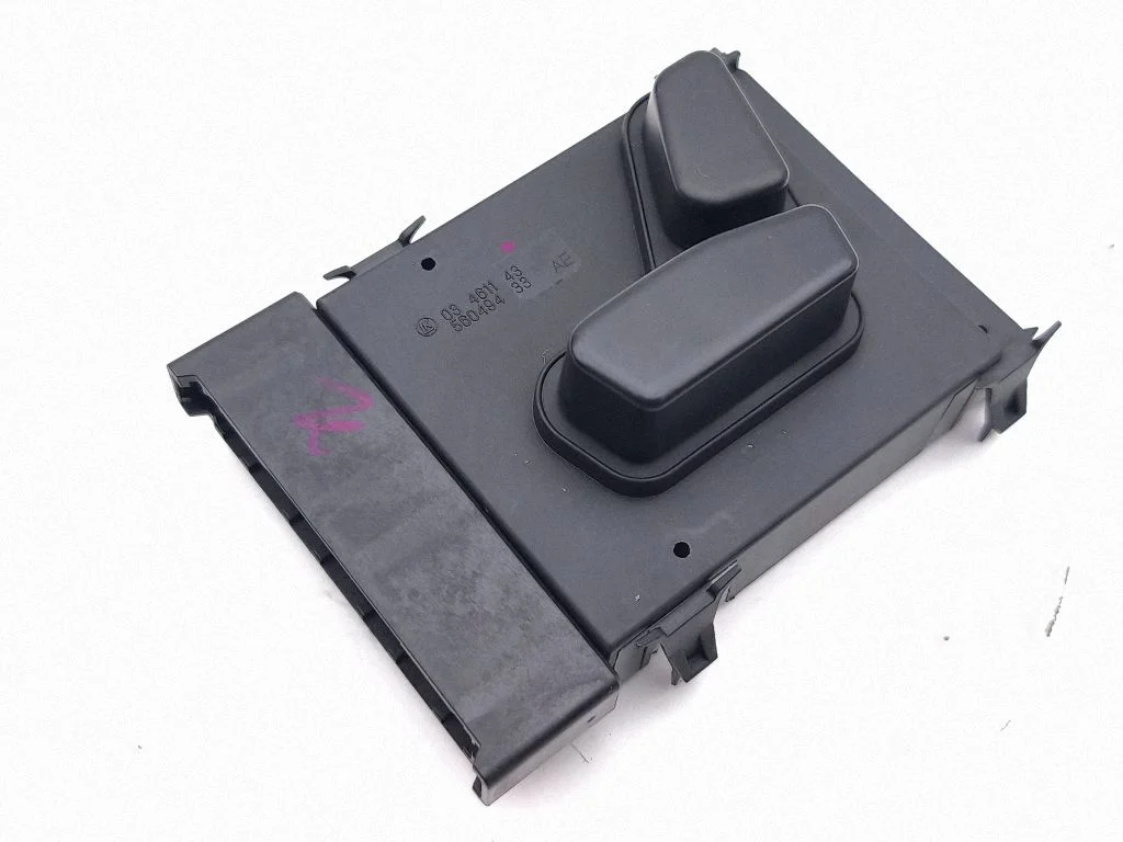 Seat control switch 09341110A