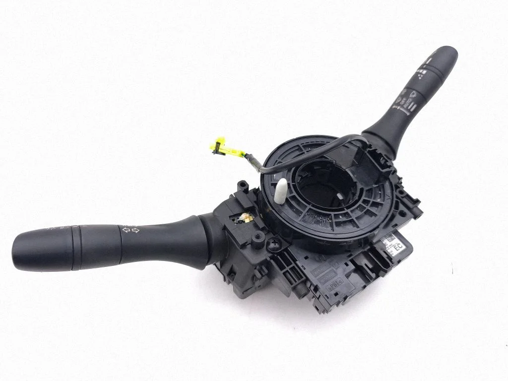 Wiper turn signal indicator stalk/switch 255546CA0A