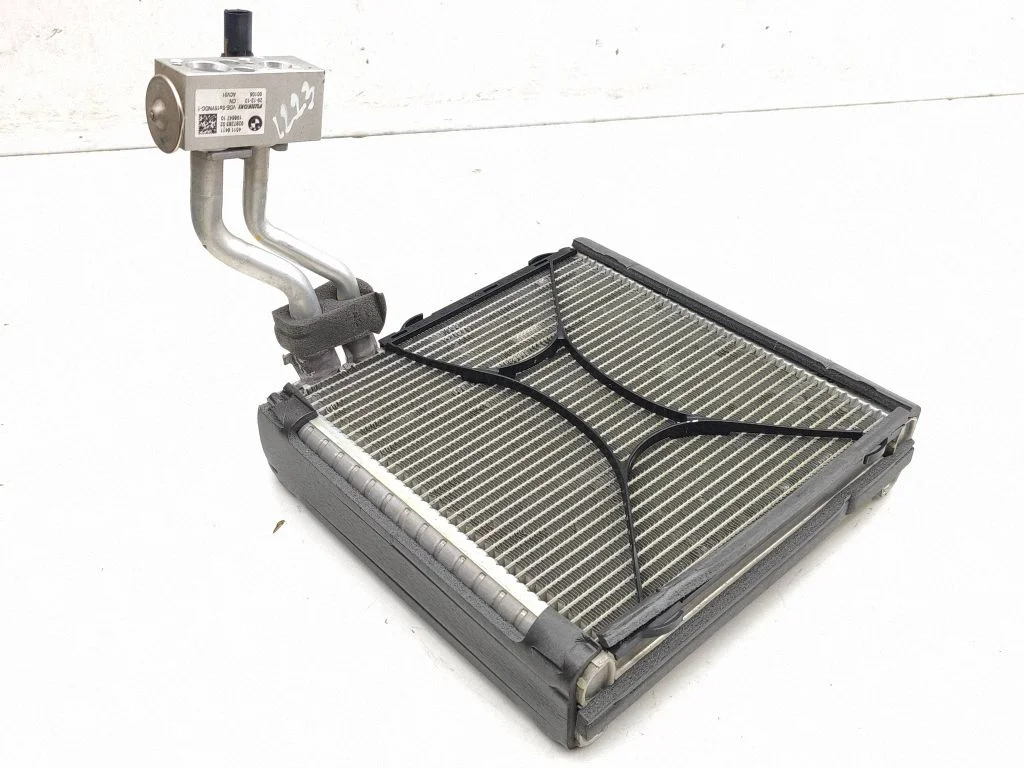 Kliimaseadme radiaator (salongis) 45116411