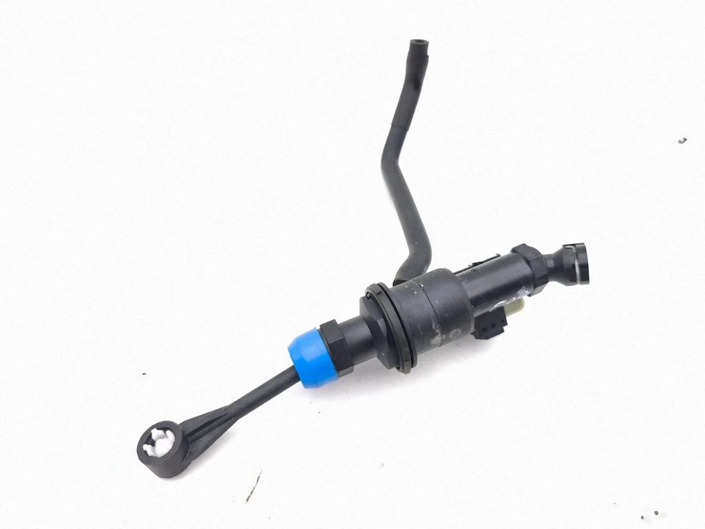 Clutch slave cylinder 306101014R