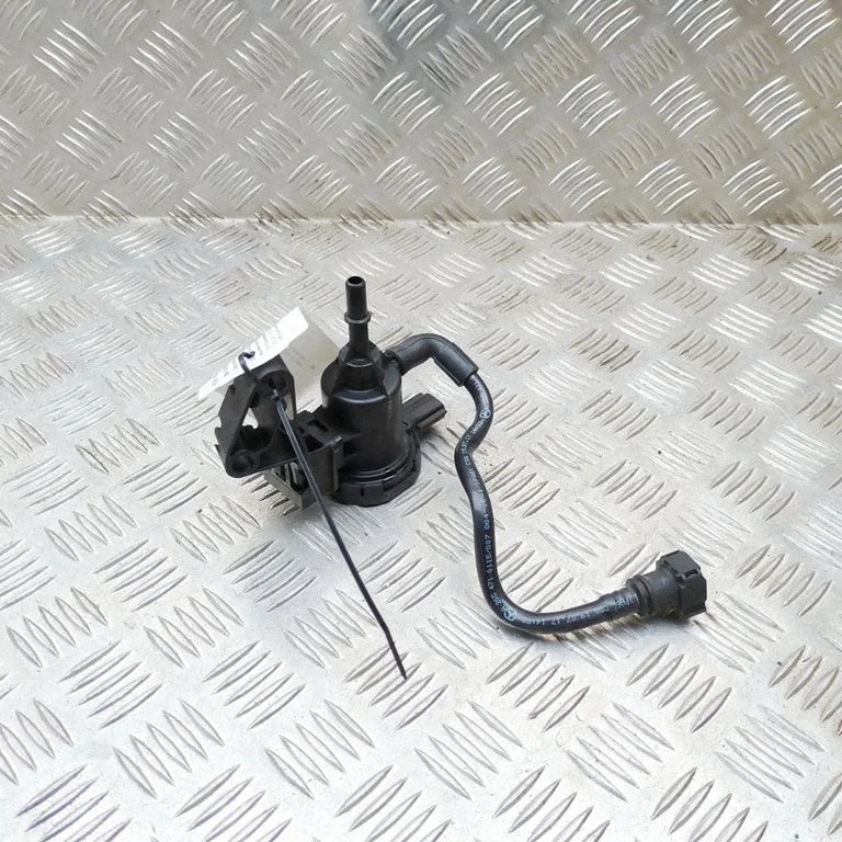 Engine mount vacuum valve – Mercedes-Benz E-Class W238 (2017-)
